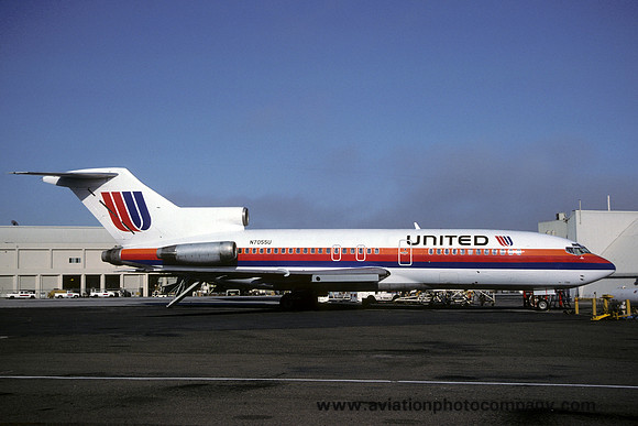 United Airlines Boeing 727-22 N7055U (1988)