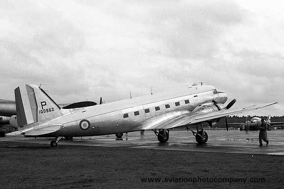 French Air Force Douglas C-47A-75-DL 100962/P (1956)