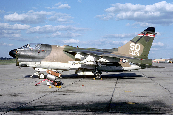 USAF South Dakota ANG 175 TFS LTV A-7D Corsair 70-0931/SD (1978)
