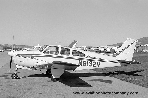 Beech Debonair N6132V (1967)