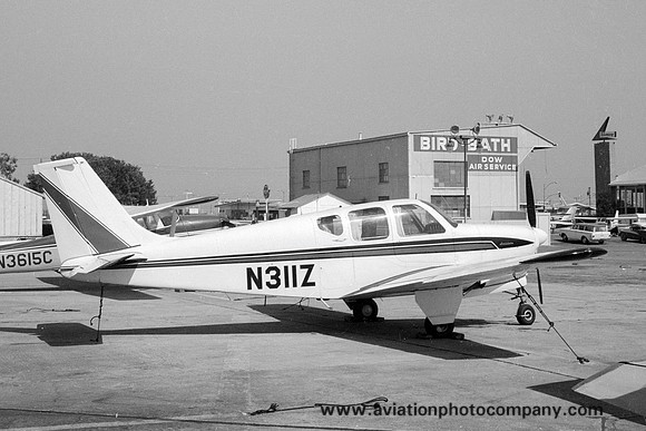 Beech 35-33 Debonair N311Z (1964)