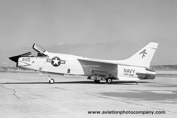 US Navy VFP-206 Chance RF-8G Crusader 146860/AF-600 at Offutt AFB (1982)
