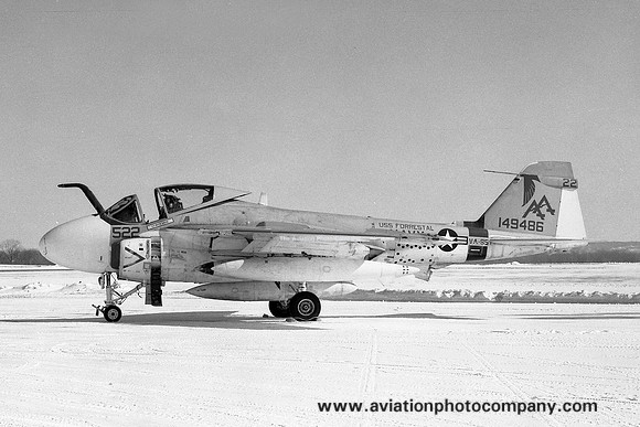 US Navy VA-95 Grumman KA-6D Intruder 149486/AA-522 at Offutt AFB (1982)