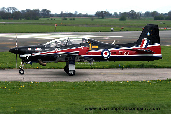 RAF 1 FTS Short Tucano T.1 ZF210 at RAF Linton-on-Ouse (2008)