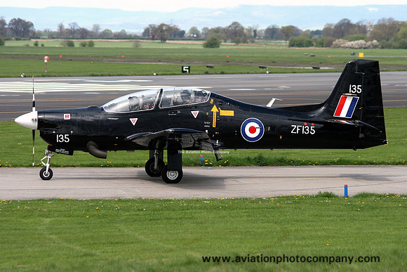 RAF 1 FTS Short Tucano T.1 ZF135 at RAF Linton-on-Ouse (2008)