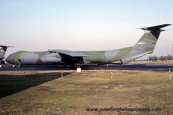 USAF 62 AW Lockheed C-141B Starlifter 66-0179 at Rhein Main AB (1993)