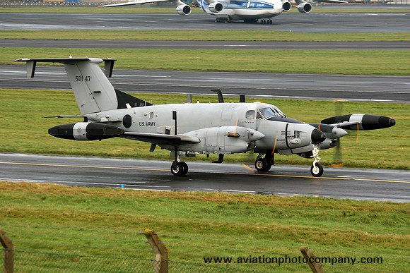 US Army 1 MIB Beech RC-12K Guardrail 85-00147 at Prestwick (2009)