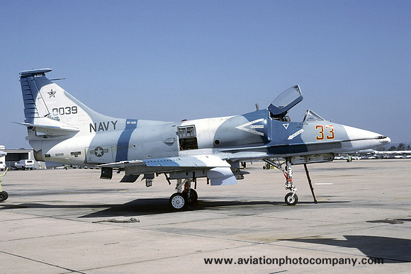 US Navy VF-126 Douglas A-4M Skyhawk 160039/NJ-633 (1994)