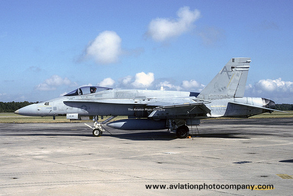 US Navy VFA-204 McDonnell Douglas F/A-18A Hornet 161725/AF-411 (1993)