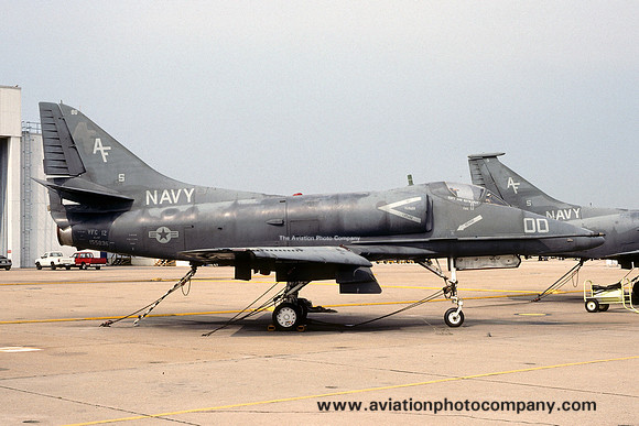 US Navy VC-12 Douglas A-4F Skyhawk 155036/AF-00 (1993)