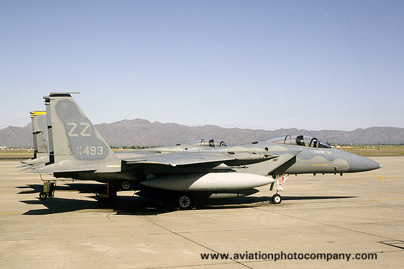 USAF 18 WG 44 FS McDonnell Douglas F-15C Eagle 78-0493/ZZ (1992)