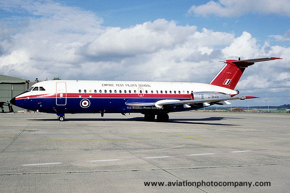 ETPS BAC-111 ZE432 at Boscombe Down (1988)