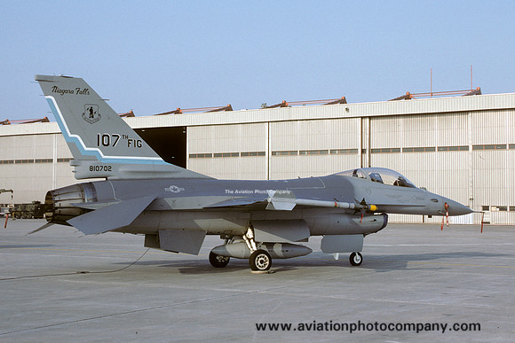 USAF New York ANG 107 FIS General Dynamics F-16A Fighting Falcon 81-0702 (1992)