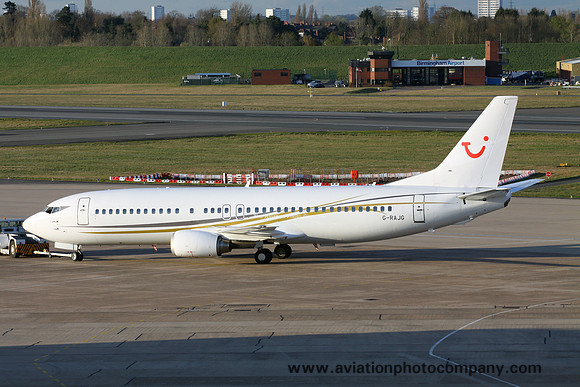 Cello Boeing 737-400 G-RAJG at Birmingham IAP (2016)