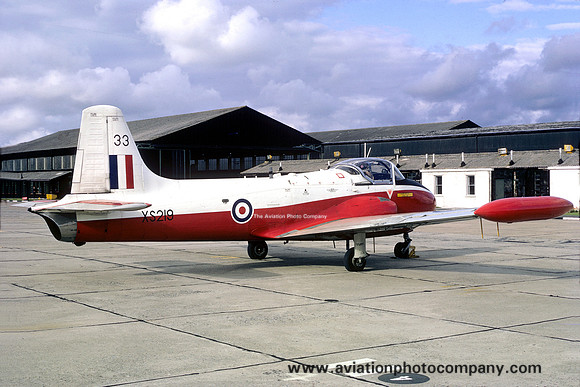 RAF College of Air Warfare Hunting Jet Provost T.4 XS219/33 (1969)