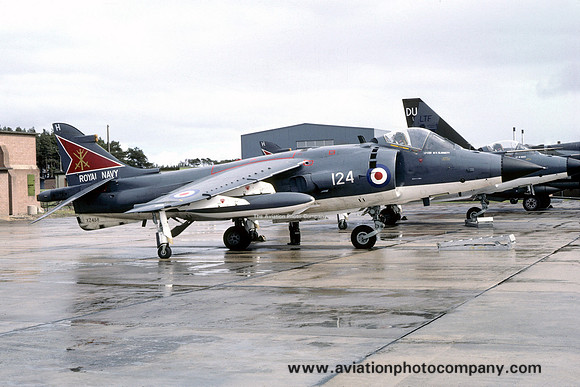 Royal Navy 800 Squadron Hawker Siddeley Sea Harrier FRS.1 XZ458/H124 at RAF Lossiemouth (1981)