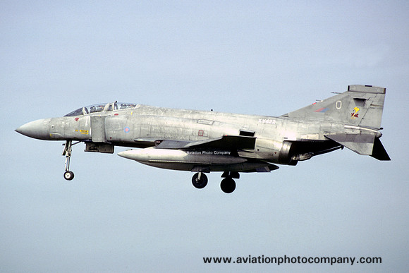 RAF 92 Squadron McDonnell F-4M Phantom FGR.2 XV422/O (1981)