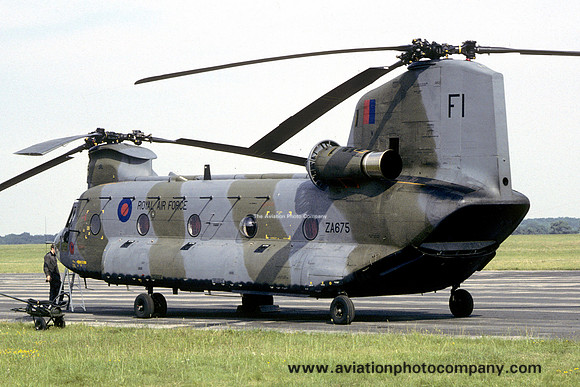 RAF 240 OCU Vertol Chinook HC.1 ZA675/FI (1981)