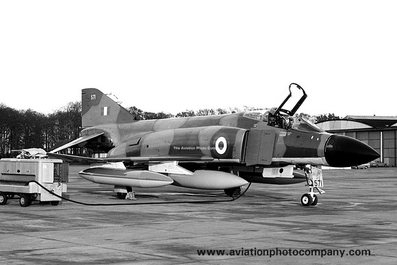 RAF McDonnell F-4K Phantom FG.1 XV571 (1969)