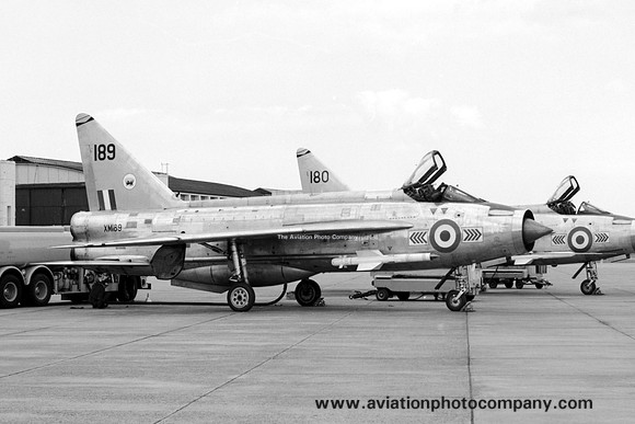 RAF 226 OCU 65 Squadron English Electric Lightning F.1A XM189 at RAF Leuchars (1972)