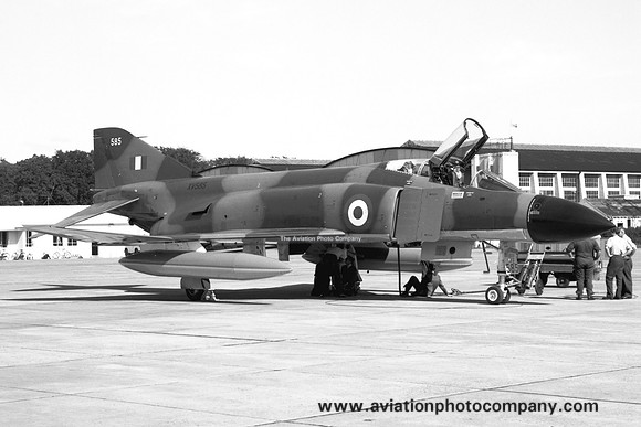 RAF McDonnell F-4K Phantom FG.1 XV585 at RAF Leuchars (1968)