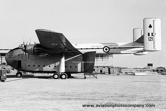 RAF Middle East 84 Squadron Blackburn Beverley C.1 XH121 (1966)