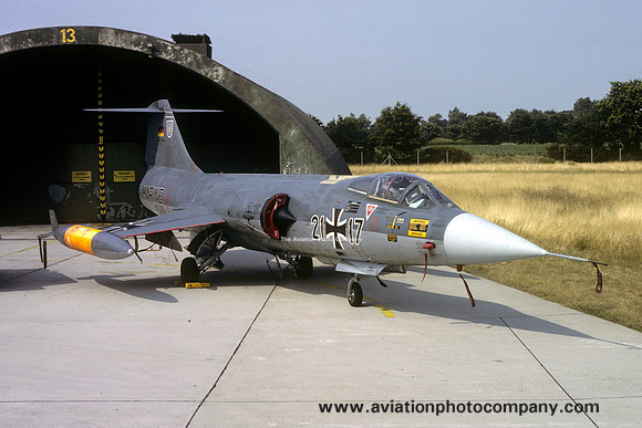 German Navy MFG2 Lockheed F-104G Starfighter 21+17 (1983)