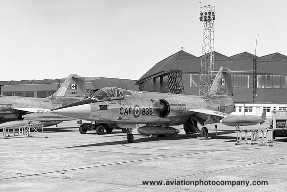 Canadian Armed Forces 421 Squadron Canadair CF-104 104835 (1971)