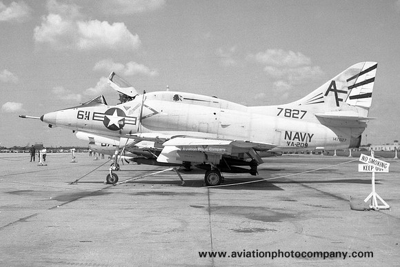 US Navy VA-209 Douglas A-4L Skyhawk 147827/AF-611 (1971)