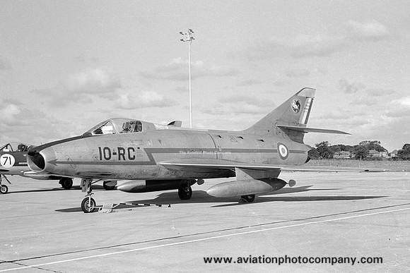 French Air Force EC2/10 Dassault Super Mystere B.2 77/10-RC (1967)
