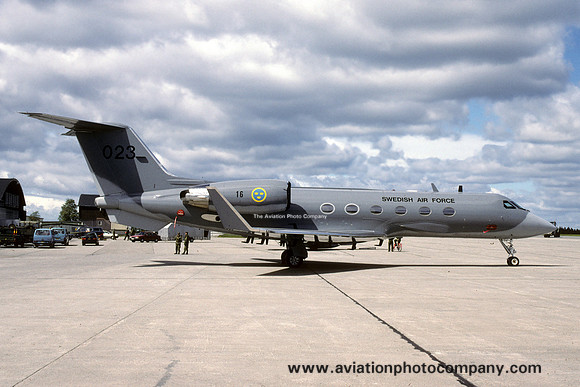 Swedish Air Force F16 Gulfstream 4SP (S102B) 102003/023 (1996)