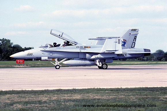 US Navy VFA-106 McDonnell Douglas F/A-18D Hornet 163484/AD-000 (1993)