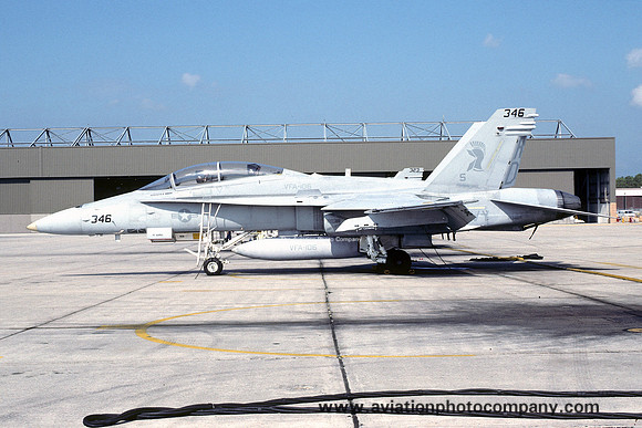 US Navy VFA-106 McDonnell Douglas F/A-18D Hornet 163468/AD-346 (1993)