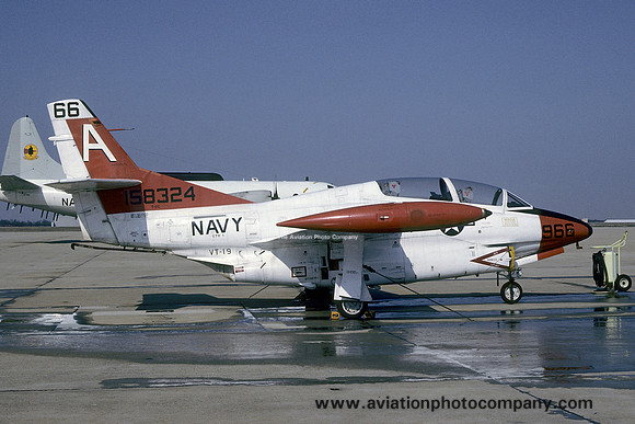 US Navy VT-19 North American T-2C Buckeye 158324/A-966 (1994)