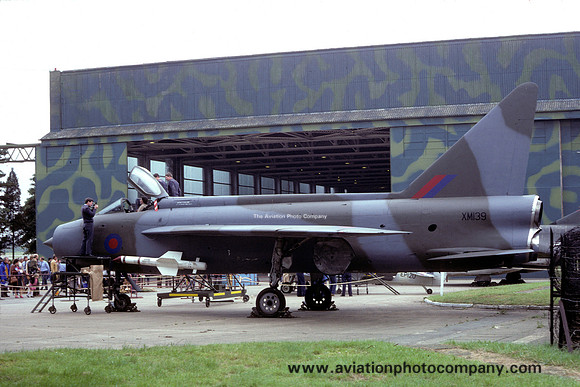 RAF English Electric Lightning F.1 XM139 (1981)