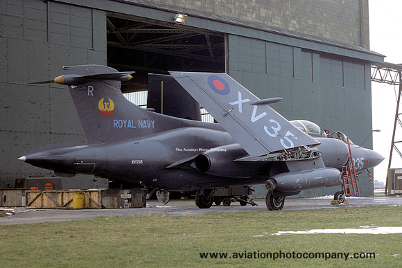 Royal Navy 809 Squadron Blackburn Buccaneer S.2 XV358/R035 (1978)
