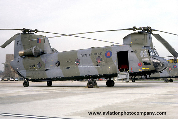 RAF 240 OCU Vertol Chinook HC.1 ZA678/FL (1981)