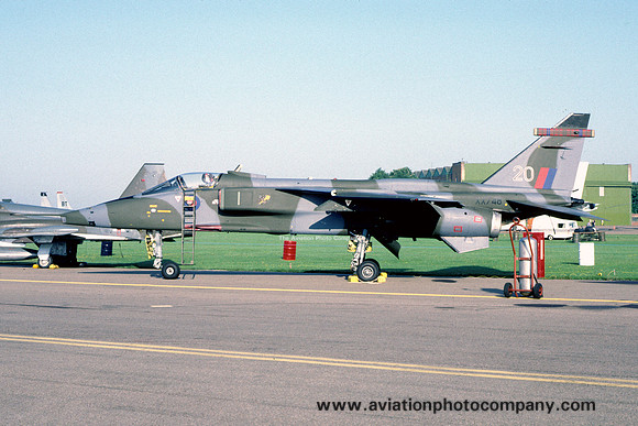 RAF 226 OCU Sepecat Jaguar GR.1 XX748/20 (1982)