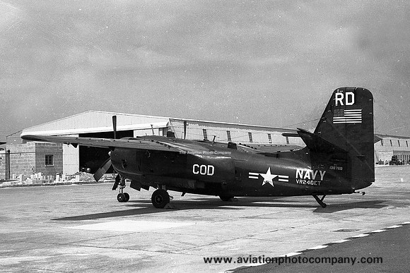 US Navy VR-24 Grumman C-1A Trader 136768/RD (1957)