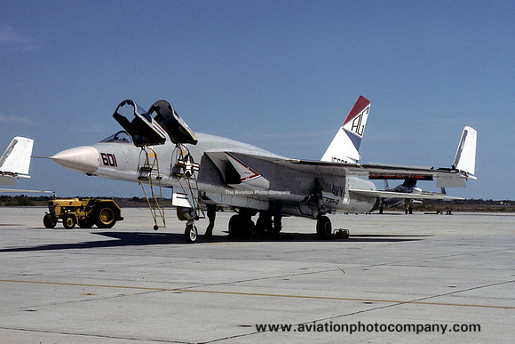 US Navy RVAH-12 North American RA-5C Vigilante 156624/AG-601 (1977)