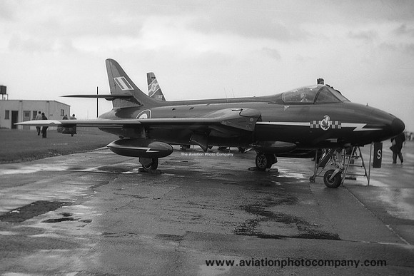 RAF 92 Squadron Hawker Hunter F.6 XG235/S (1962)