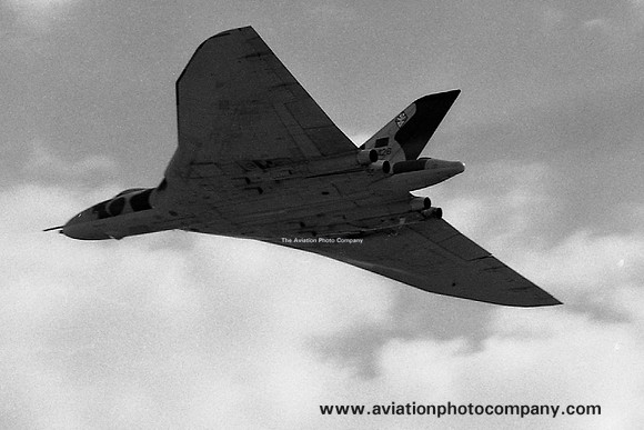 RAF 617 Squadron Avro Vulcan B.2 XL426 (1976)