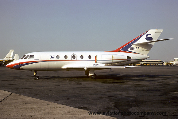 Dassault Falcon 20D OH-FFJ at Luton (1977)
