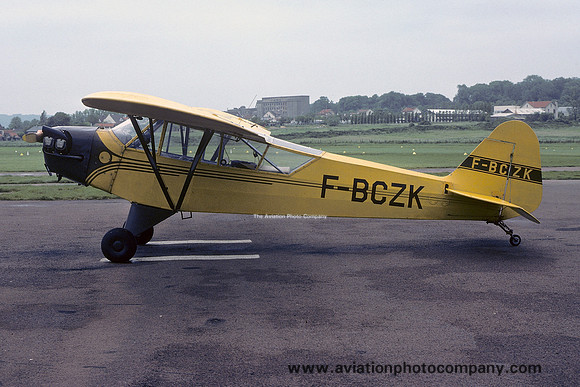 Piper J-3C-65 Cub F-BCZK (1977)
