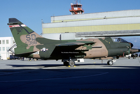 USAF South Dakota ANG 175 TFS LTV A-7D Corsair 75-0388/SD (1980)