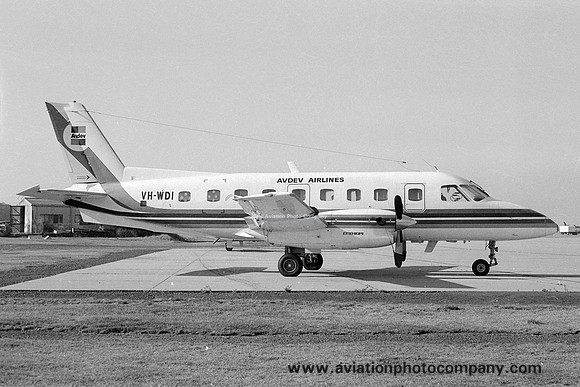 Avdev Airlines Davey Embraer Bandeirante VH-WDI (1983)