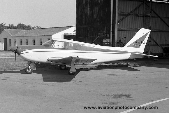 Piper PA-24-250 Comanche G-ARJI at Newcastle Woolsington (1961)