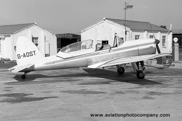 DHC-1 Chipmunk G-AOST (1961)