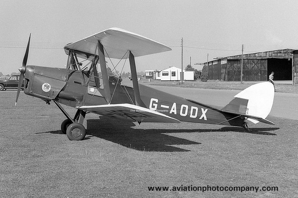 De Havilland Tiger Moth G-AODX (1961)