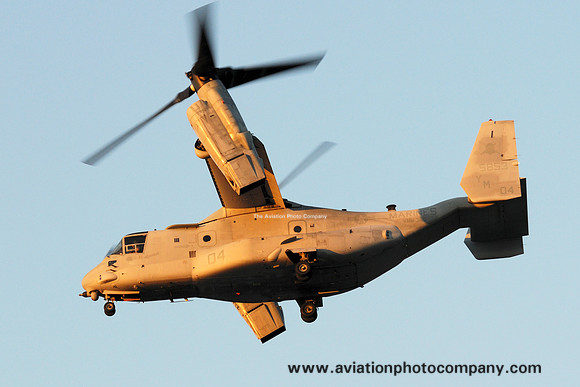 US Marines VMM-365 Bell-Boeing MV-22B Osprey 165833/YM-04 (2011)